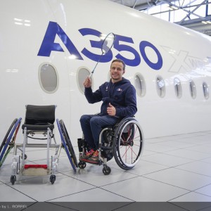 David-Toupe-para-badminton-airbus-made-wheelchair-1